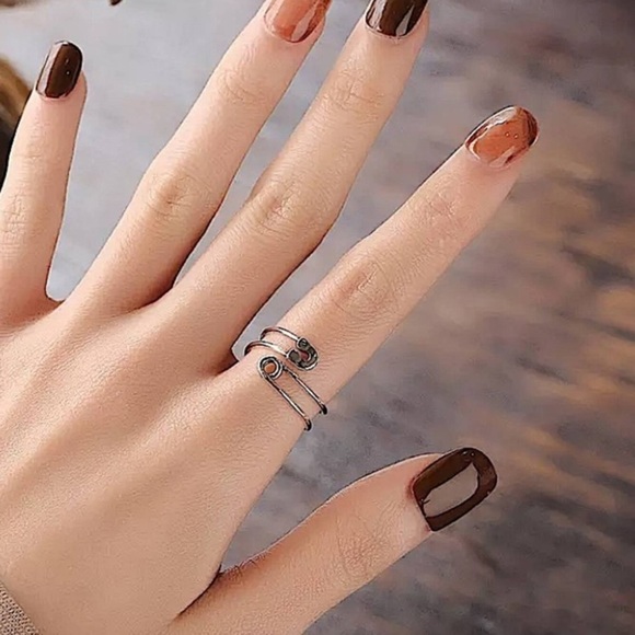 Sterling Silver Safety Pin Bangle Bracelet With Matching Ring - Picture 13 of 15